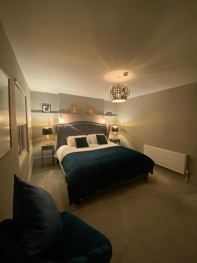 3 Bedroom Luxury Apartment Main Street Cashel  Esterno foto